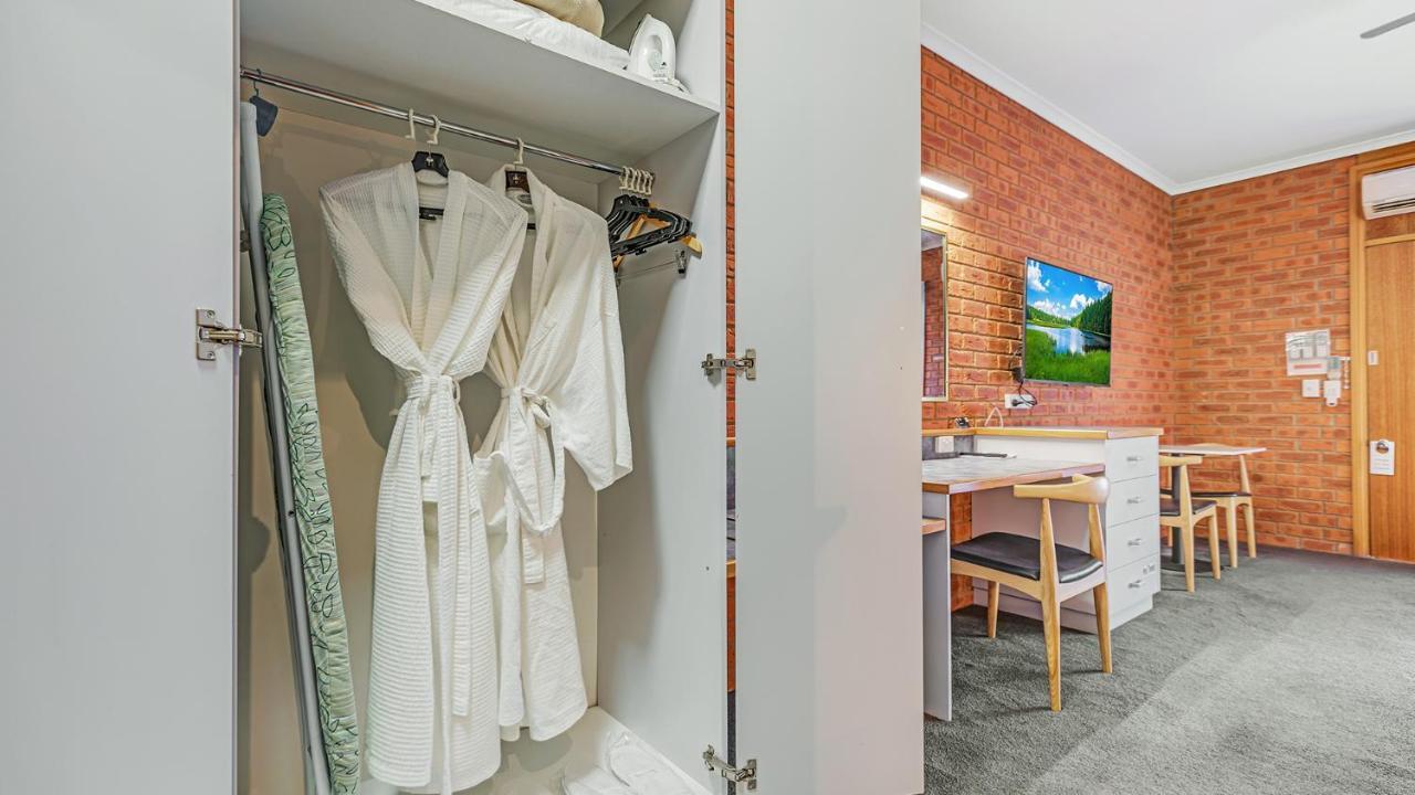 Golden River Motor Inn Moama Ngoại thất bức ảnh